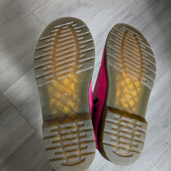 Dr. Martens Delaney Pink Youth Combat Boots Size 6 - Picture 4 of 6